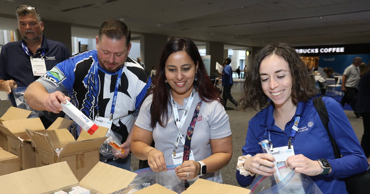 Expo23_volunteering.JPG